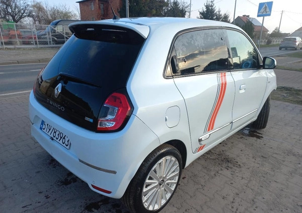 Renault Twingo cena 29700 przebieg: 6200, rok produkcji 2021 z Tczew małe 667